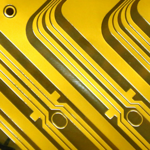 يموت قطع الإنتاج الضخم للمعدات الإلكترونية PCB مرنة عالية الجودة